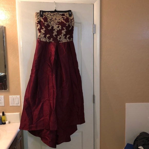Ball gown style dress - Picture 1 of 3